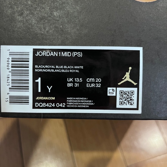 Nike Jordan 1 Mid Size 1Y - Picture 2 of 7